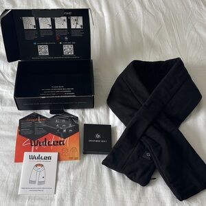 Heated Black Scarf (battery powered/rechargeable)